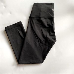 Lululemon Wonder under high rise crop 21